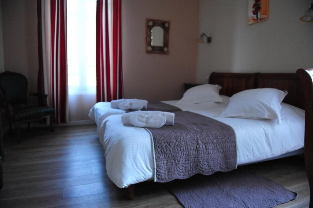 Logis Auberge Restaurant Du Vigneron Cucugnan Quarto foto